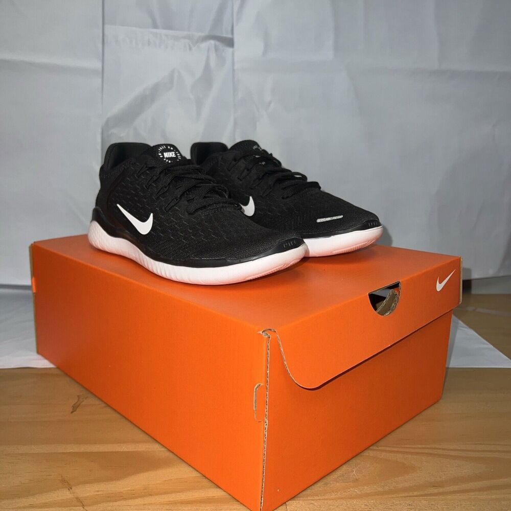 942837-001 Women’s 6 Nike - Picture 4 of 6